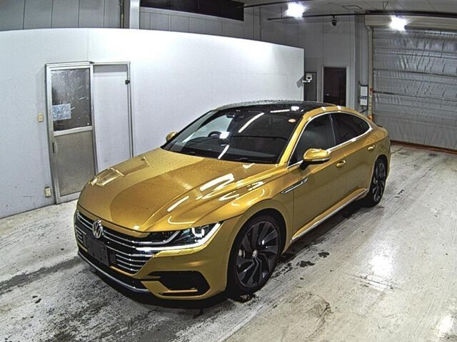 2020 Volkswagen Arteon TSI 4Motion R-Line Advance - photo 1 2020 Volkswagen Arteon TSI 4Motion R-Line Advance Gold Sedan for sale, Japanese used car export | GULJI TRADERS