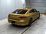 2020 Volkswagen Arteon TSI 4Motion R-Line Advance Gold Sedan for sale, Japanese used car export - photo 2 of 5 | GULJI TRADERS