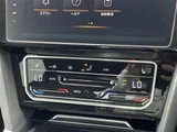2022 Volkswagen Arteon Arteon TSI 4Motion R-Line Advance 4WD Blue Sedan for sale, Japanese used car export - photo 19 of 24 | GULJI TRADERS