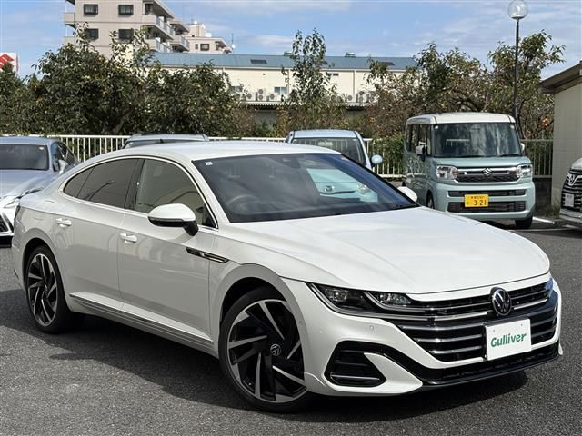 2022 Volkswagen Arteon Arteon TSI 4Motion R-Line 4WD - photo 1 2022 Volkswagen Arteon Arteon TSI 4Motion R-Line 4WD White Sedan for sale, Japanese used car export | GULJI TRADERS