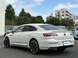 2022 Volkswagen Arteon Arteon TSI 4Motion R-Line 4WD White Sedan for sale, Japanese used car export - photo 8 of 24 | GULJI TRADERS