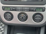 2007 Volkswagen EOS T Sedan for sale, Japanese used car export - photo 28 of 43 | GULJI TRADERS