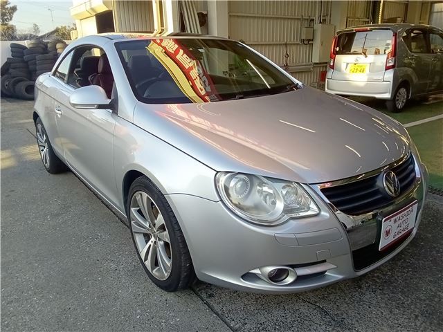 2007 Volkswagen EOS EOS2.0T - photo 1 2007 Volkswagen EOS EOS2.0T Sedan for sale, Japanese used car export - photo 1 of 66 | GULJI TRADERS