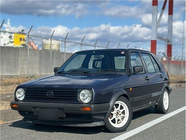 1988 Volkswagen Golf CLD Turbo Sedan for sale, Japanese used car export - photo 1 of 61 | GULJI TRADERS