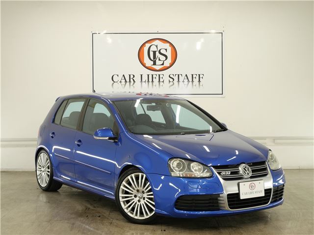 2006 Volkswagen Golf R32 4WD Sedan for sale, Japanese used car export - photo 1 of 52 | GULJI TRADERS