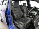 2006 Volkswagen Golf R32 4WD Sedan for sale, Japanese used car export - photo 4 of 52 | GULJI TRADERS