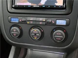 2006 Volkswagen Golf R32 4WD Sedan for sale, Japanese used car export - photo 23 of 52 | GULJI TRADERS