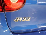 2006 Volkswagen Golf R32 4WD Sedan for sale, Japanese used car export - photo 46 of 52 | GULJI TRADERS
