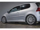 2006 Volkswagen Golf R32 4WD Sedan for sale, Japanese used car export - photo 8 of 79 | GULJI TRADERS