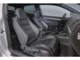 2006 Volkswagen Golf R32 4WD Sedan for sale, Japanese used car export - photo 12 of 79 | GULJI TRADERS
