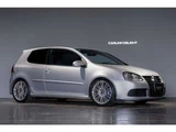 2006 Volkswagen Golf R32 4WD Sedan for sale, Japanese used car export - photo 16 of 79 | GULJI TRADERS