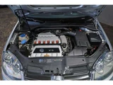 2006 Volkswagen Golf R32 4WD Sedan for sale, Japanese used car export - photo 31 of 79 | GULJI TRADERS