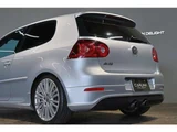 2006 Volkswagen Golf R32 4WD Sedan for sale, Japanese used car export - photo 42 of 79 | GULJI TRADERS