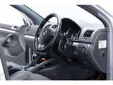 2006 Volkswagen Golf R32 4WD Sedan for sale, Japanese used car export - photo 37 of 66 | GULJI TRADERS