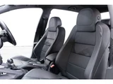 2006 Volkswagen Golf R32 4WD Sedan for sale, Japanese used car export - photo 41 of 66 | GULJI TRADERS