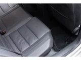 2006 Volkswagen Golf R32 4WD Sedan for sale, Japanese used car export - photo 46 of 66 | GULJI TRADERS