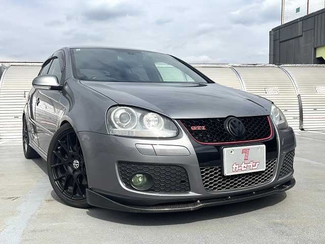 2006 Volkswagen Golf GTI - photo 1 2006 Volkswagen Golf GTI Sedan for sale, Japanese used car export - photo 1 of 50 | GULJI TRADERS