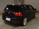 2006 Volkswagen Golf R32 4WD Sedan for sale, Japanese used car export - photo 2 of 11 | GULJI TRADERS