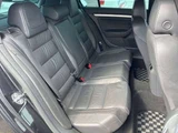 2006 Volkswagen Golf R32 4WD Sedan for sale, Japanese used car export - photo 7 of 11 | GULJI TRADERS