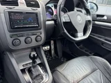 2006 Volkswagen Golf R32 4WD Sedan for sale, Japanese used car export - photo 11 of 11 | GULJI TRADERS
