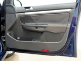 2007 Volkswagen Golf GTi Sedan for sale, Japanese used car export - photo 11 of 14 | GULJI TRADERS