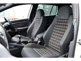 2008 Volkswagen Golf GTI Sedan for sale, Japanese used car export - photo 11 of 68 | GULJI TRADERS