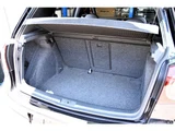2009 Volkswagen Golf GTI Sedan for sale, Japanese used car export - photo 43 of 63 | GULJI TRADERS