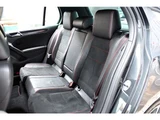 2011 Volkswagen Golf GTI Sedan for sale, Japanese used car export - photo 57 of 77 | GULJI TRADERS