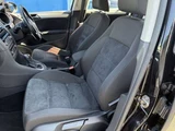 2013 Volkswagen Golf TSI Sedan for sale, Japanese used car export - photo 12 of 42 | GULJI TRADERS