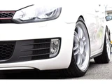 2013 Volkswagen Golf GTI Sedan for sale, Japanese used car export - photo 23 of 72 | GULJI TRADERS