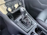 2014 Volkswagen Golf Sedan for sale, Japanese used car export - photo 39 of 47 | GULJI TRADERS