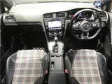 2014 Volkswagen Golf Sedan for sale, Japanese used car export - photo 16 of 69 | GULJI TRADERS
