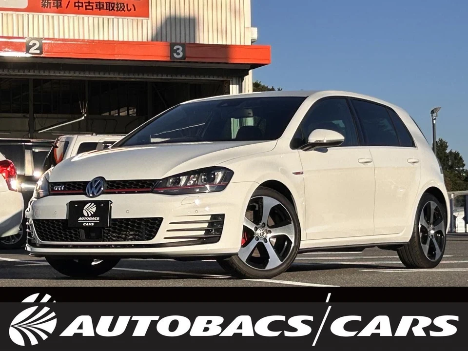 2014 Volkswagen Golf 2WD Sedan for sale, Japanese used car export - photo 1 of 16 | GULJI TRADERS