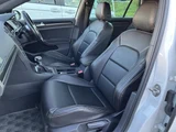 2014 Volkswagen Golf 2WD Sedan for sale, Japanese used car export - photo 8 of 16 | GULJI TRADERS
