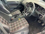 2014 Volkswagen Golf Sedan for sale, Japanese used car export - photo 4 of 9 | GULJI TRADERS