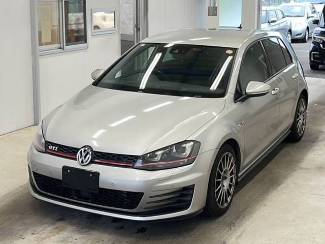 2014 Volkswagen Golf * Sedan for sale, Japanese used car export - photo 1 of 5 | GULJI TRADERS
