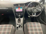 2014 Volkswagen Golf * Sedan for sale, Japanese used car export - photo 2 of 5 | GULJI TRADERS