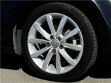 2015 Volkswagen Golf Sedan for sale, Japanese used car export - photo 27 of 32 | GULJI TRADERS