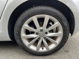 2015 Volkswagen Golf TSI Sedan for sale, Japanese used car export - photo 41 of 52 | GULJI TRADERS