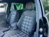 2015 Volkswagen Golf GTI Sedan for sale, Japanese used car export - photo 25 of 52 | GULJI TRADERS