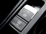 2015 Volkswagen Golf Sedan for sale, Japanese used car export - photo 39 of 47 | GULJI TRADERS