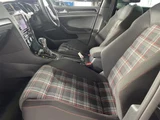 2015 Volkswagen Golf GTI Sedan for sale, Japanese used car export - photo 23 of 24 | GULJI TRADERS