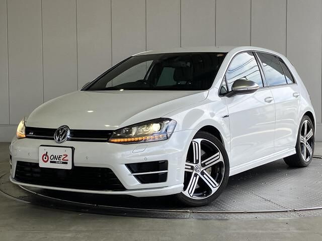 2015 Volkswagen Golf R 4WD Sedan for sale, Japanese used car export - photo 1 of 10 | GULJI TRADERS