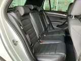 2015 Volkswagen Golf R 4WD Sedan for sale, Japanese used car export - photo 5 of 10 | GULJI TRADERS