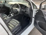 2015 Volkswagen Golf Sedan for sale, Japanese used car export - photo 3 of 23 | GULJI TRADERS