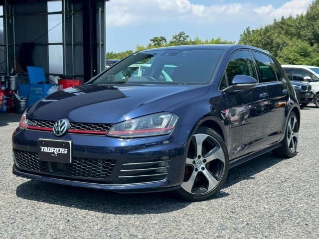 2015 Volkswagen Golf Base - photo 1 2015 Volkswagen Golf Base Sedan for sale, Japanese used car export - photo 1 of 9 | GULJI TRADERS