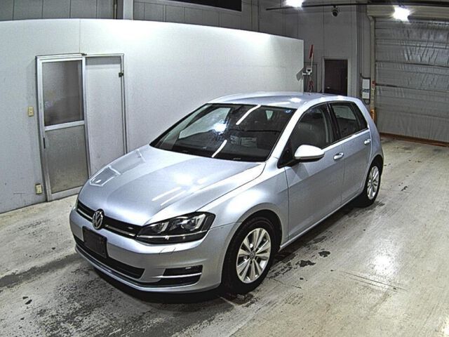 2016 Volkswagen Golf - photo 1 2016 Volkswagen Golf Sedan for sale, Japanese used car export - photo 1 of 5 | GULJI TRADERS