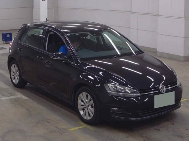 2016 Volkswagen Golf Sedan for sale, Japanese used car export - photo 1 of 6 | GULJI TRADERS