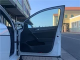2017 Volkswagen Golf GTI Sedan for sale, Japanese used car export - photo 25 of 53 | GULJI TRADERS