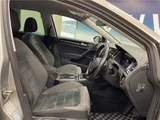 2017 Volkswagen Golf Sedan for sale, Japanese used car export - photo 24 of 30 | GULJI TRADERS